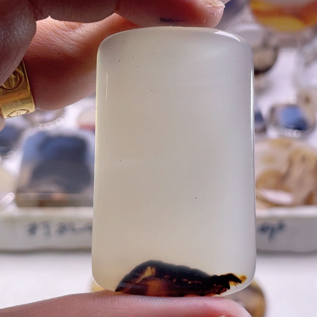 玛瑙/玉髓未镶嵌珠宝奇石