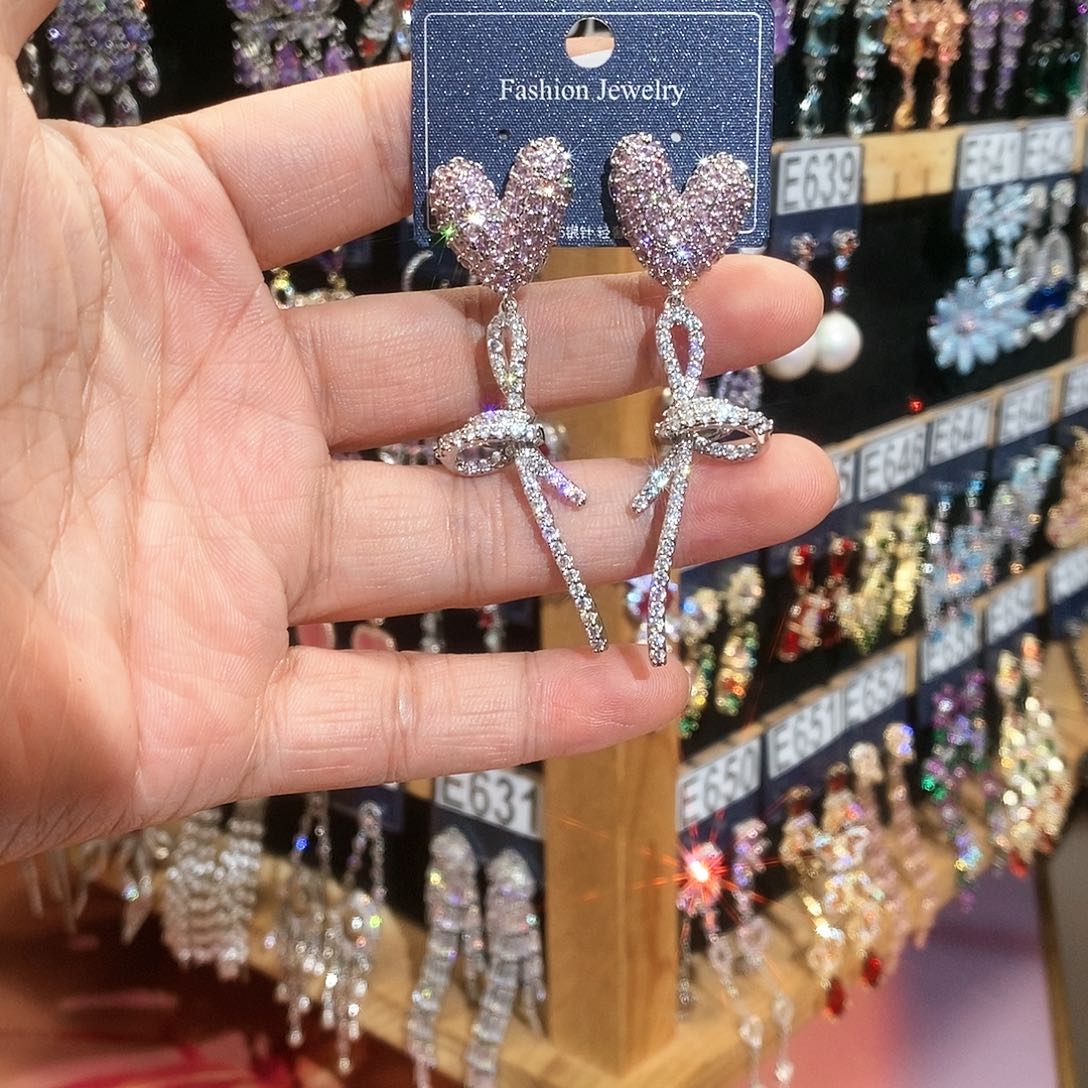 【闪购商品】纯铜925银锆石东***西