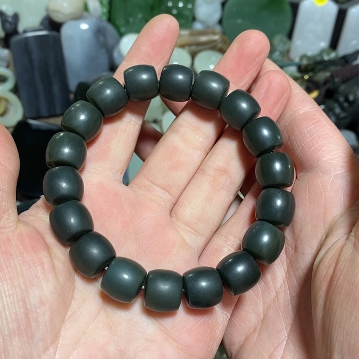 和田玉手链未镶嵌