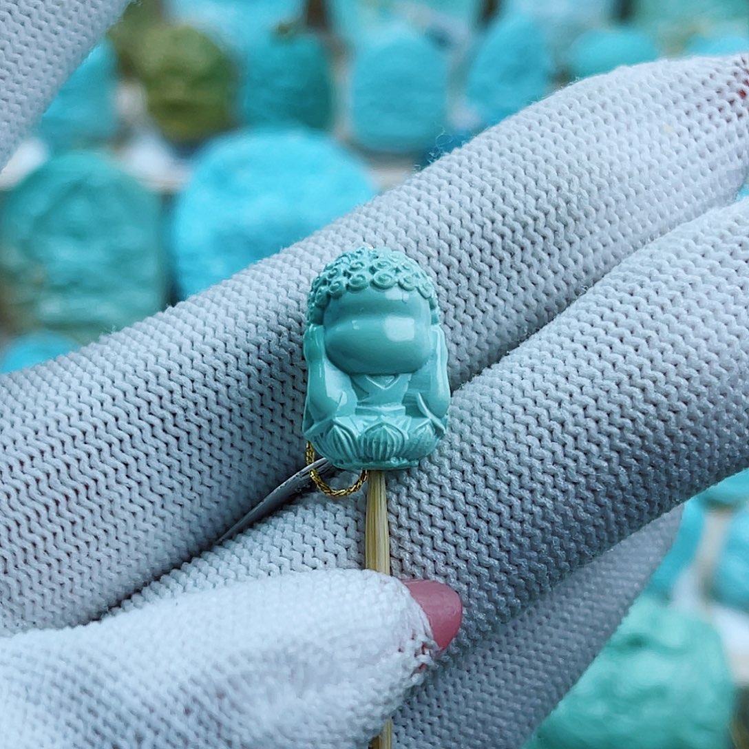 绿松石未镶嵌珠宝奇石