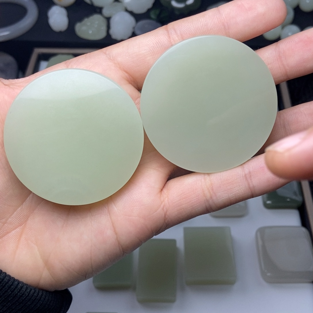 和田玉挂件未镶嵌仙**根