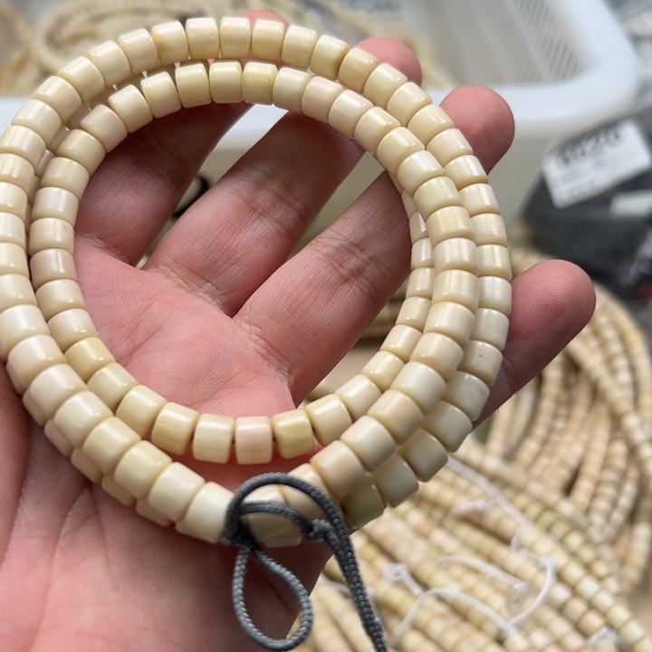 吊坠白玉菩提白色130