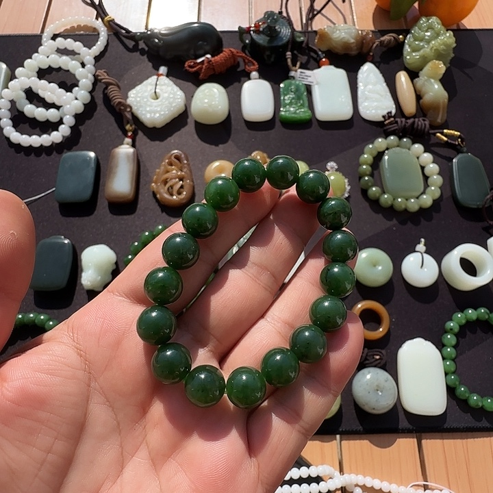 和田玉未镶嵌颈饰新疆碧玉卡12