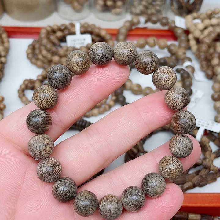 沉香手串柬埔寨手串