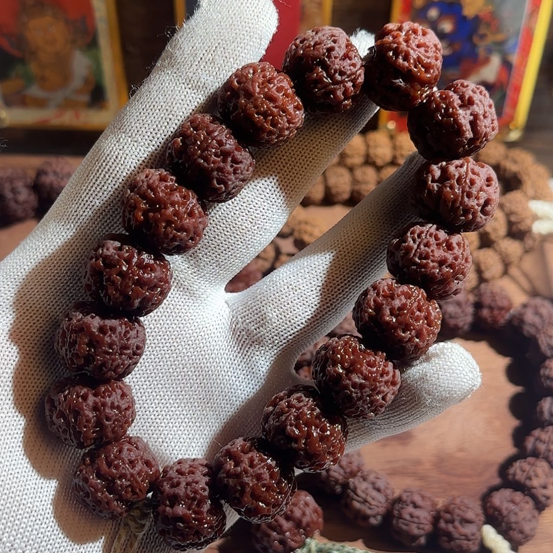 金刚菩提吊坠21古龙梅花精挑