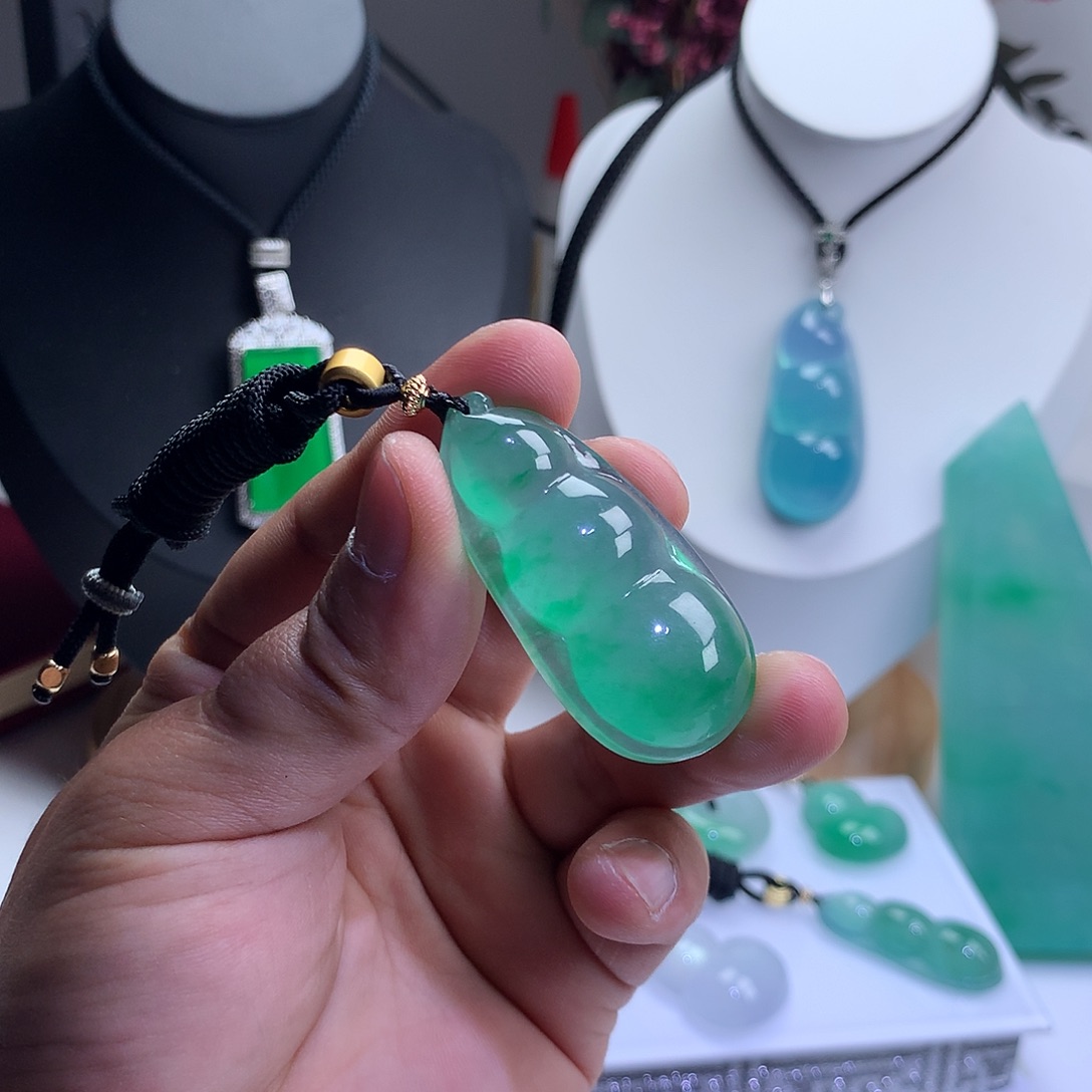 珐琅非金属吊坠豆子