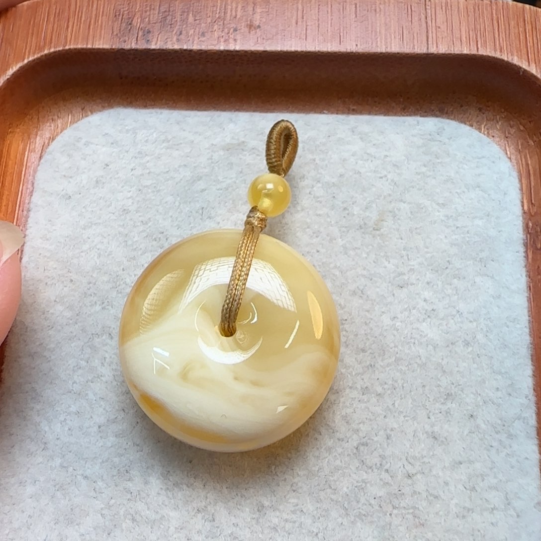 未镶嵌琥珀裸石定制
