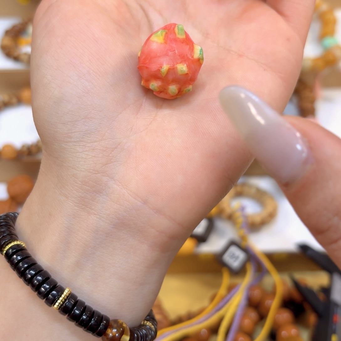 手串星月菩提火龙果