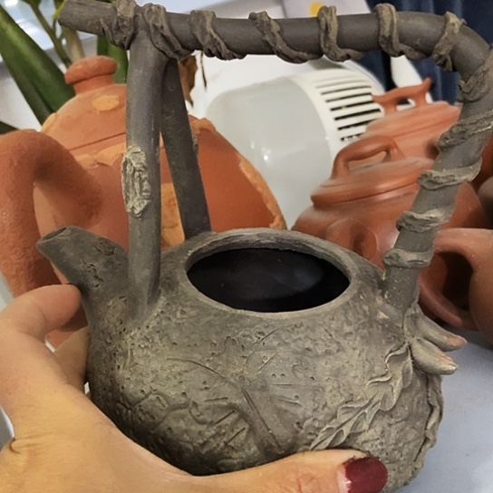 手工制作宜兴紫砂