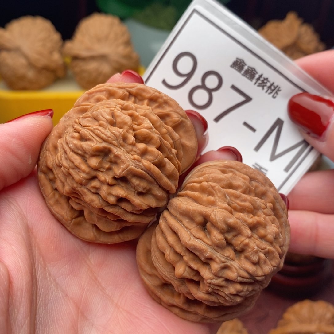 文玩核桃把件汉高楼44