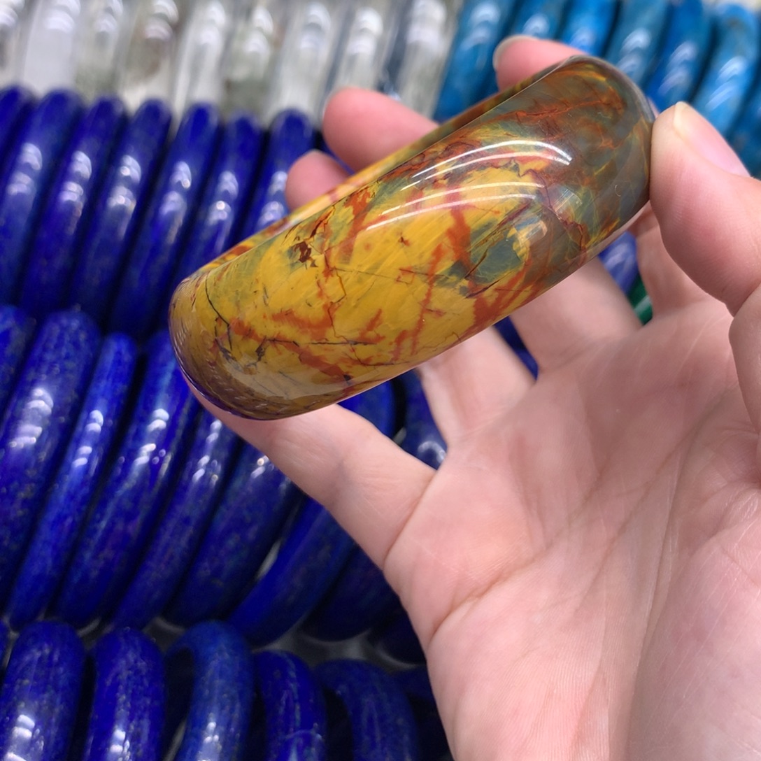 木变石未镶嵌手镯