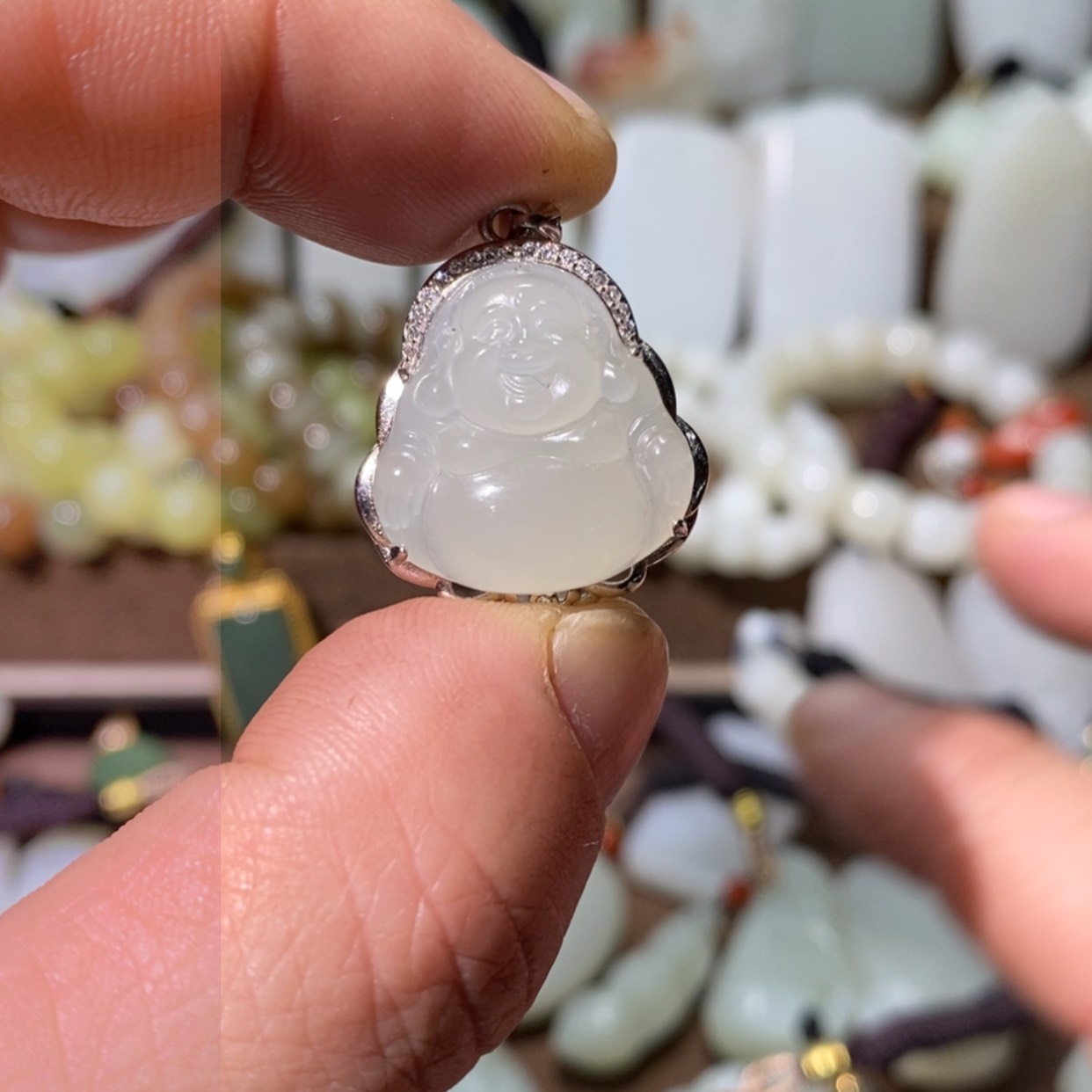 【闪购商品】和田玉吊坠(赠链)银S925镶嵌