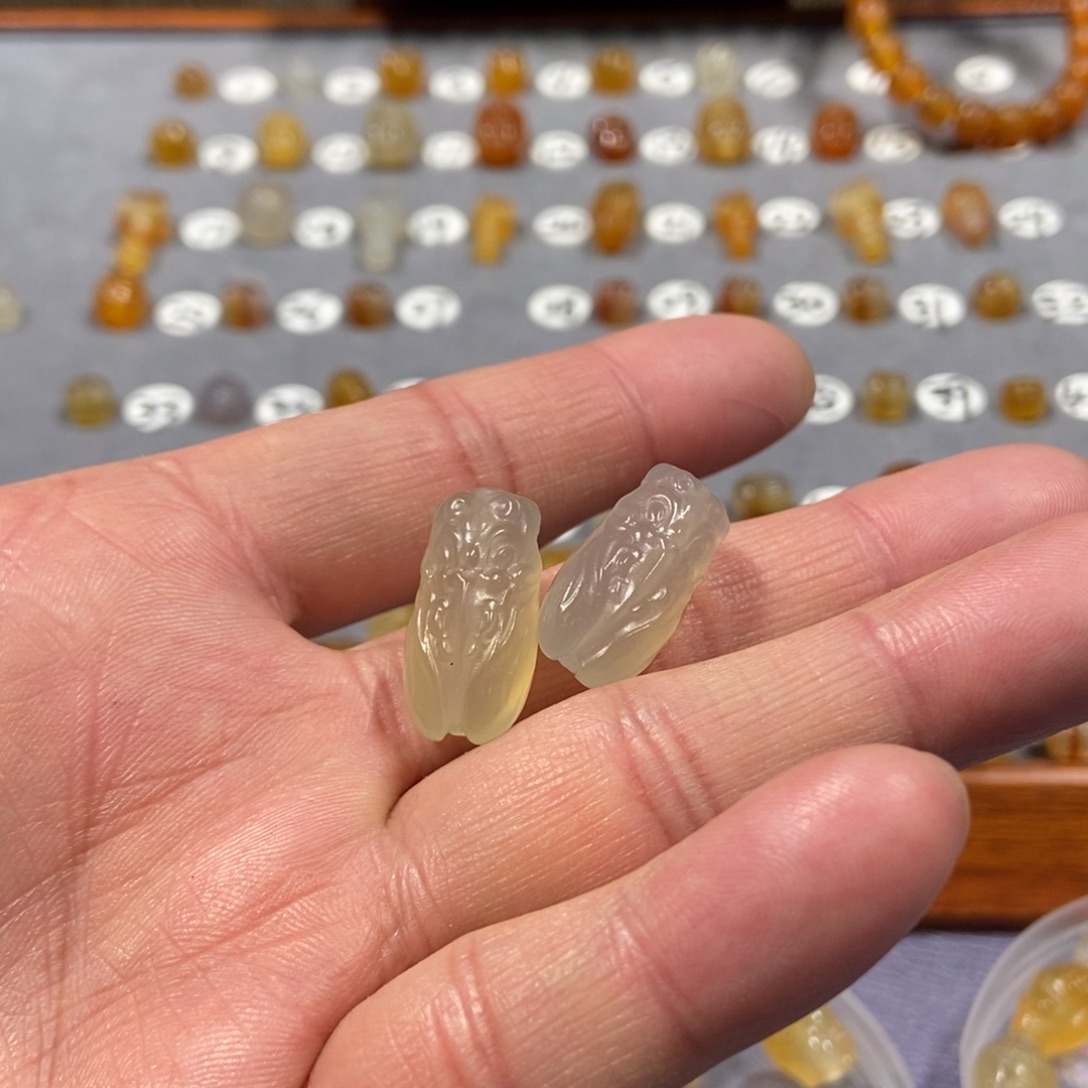 净***玩玛瑙/玉髓合金颈饰蝉