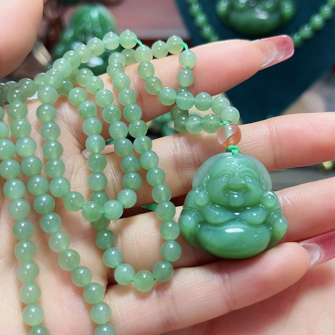 和田玉吊坠未镶嵌