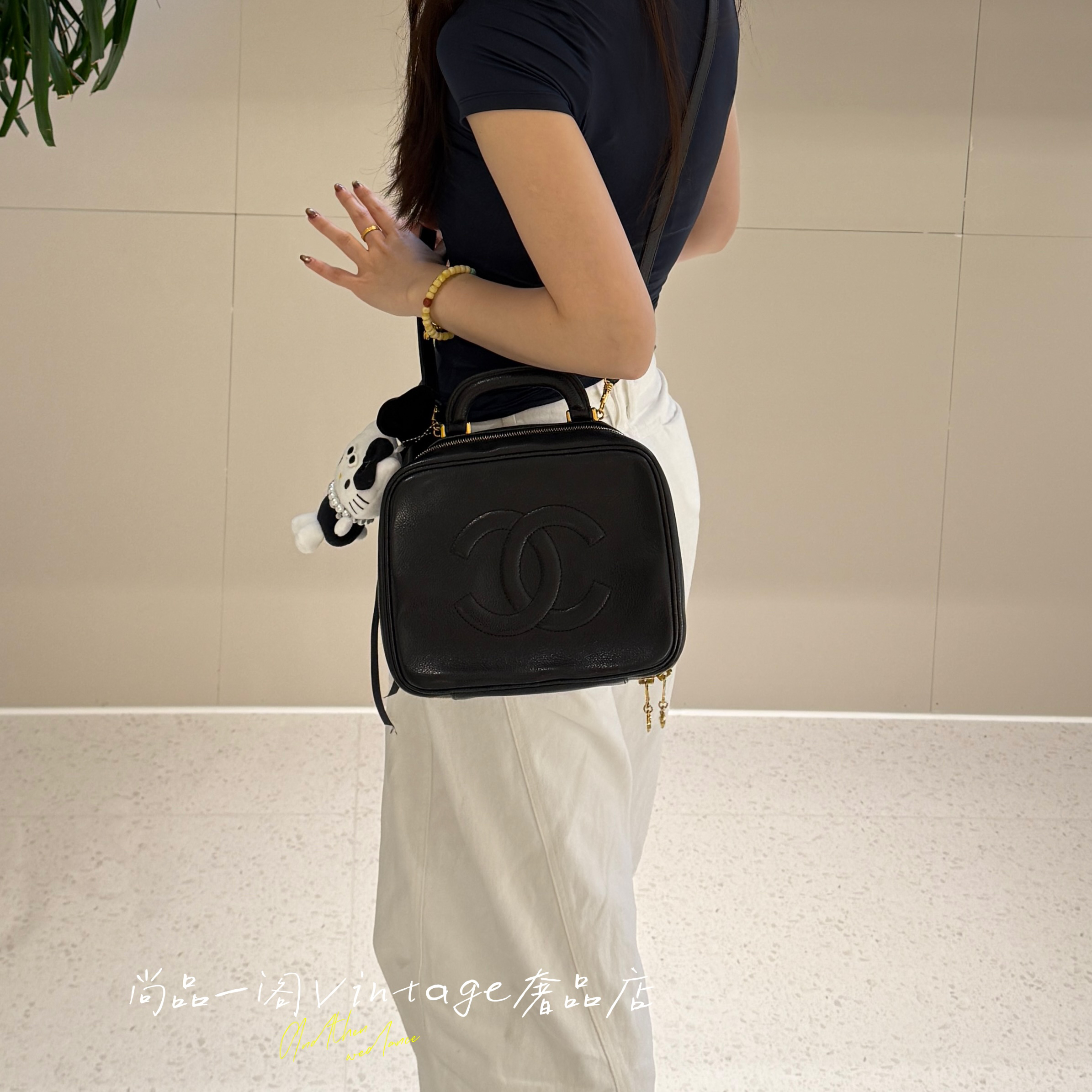 95新 Chanel/香奈儿 尚品一阁/中古黑金大双C化妆包
