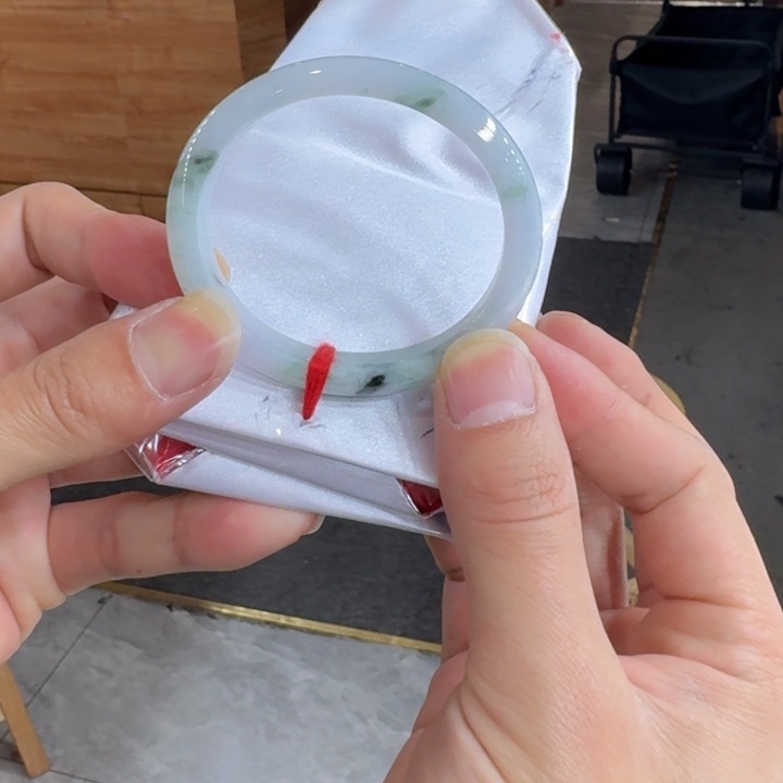 翡翠手镯未镶嵌纯天然缅甸翡翠A货买断