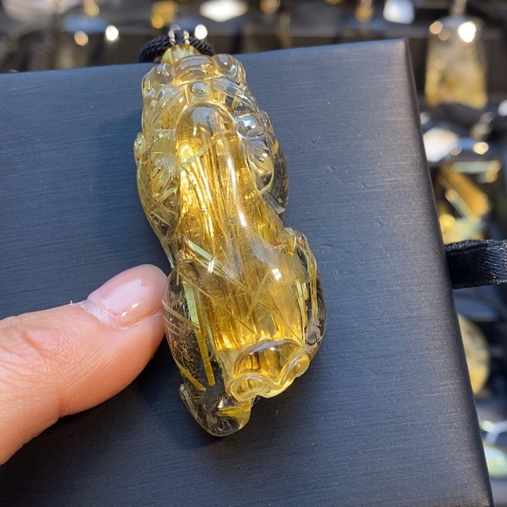 发晶颈饰未镶嵌高品质钛晶一步登貔貅吊坠