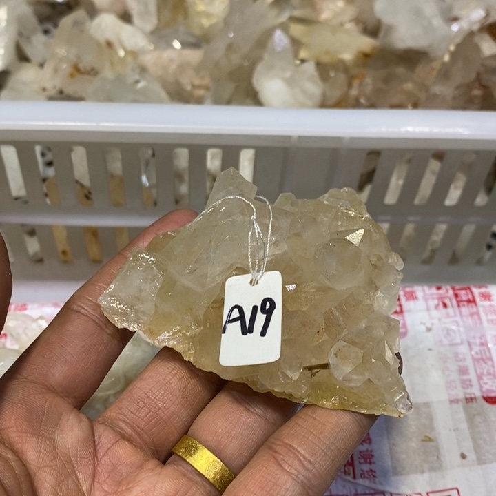 水晶水晶原石摆件未镶嵌
