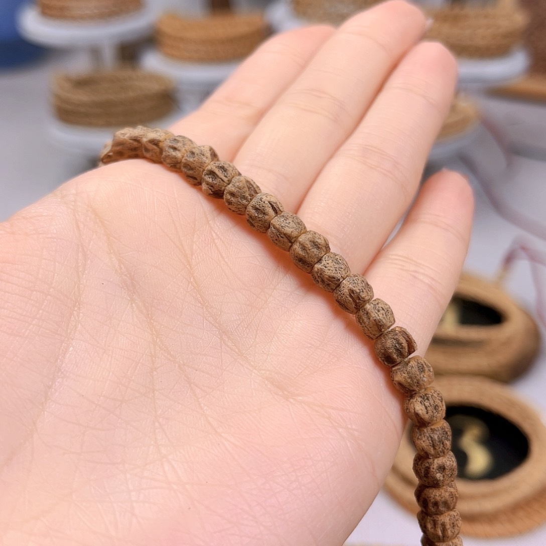 柏香籽/百香籽吊坠小*子