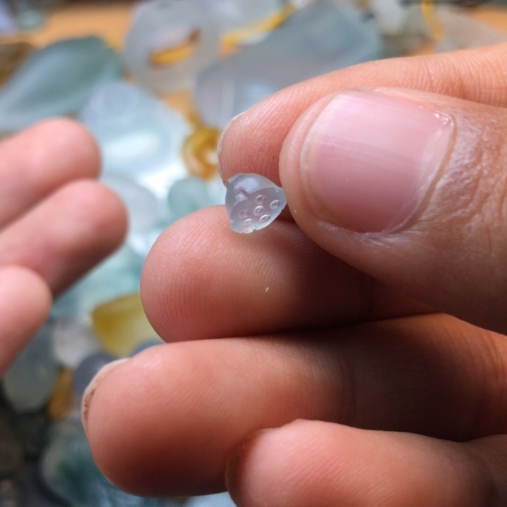 定制翡翠未镶嵌挂件