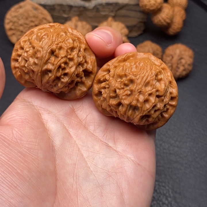 桃核把件尺寸41宫灯