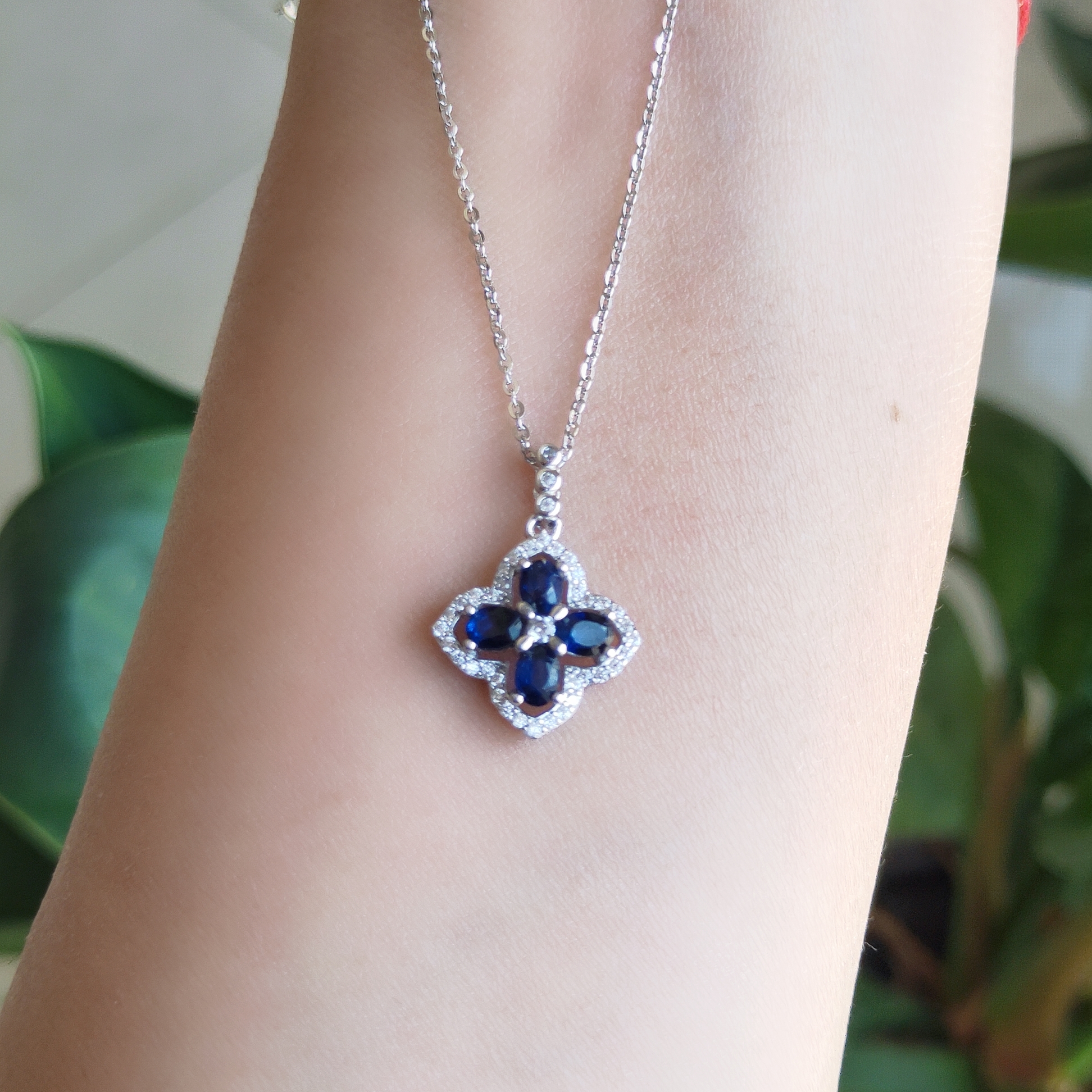 爆款天然皇家蓝四叶草吊坠 主石3×4mm S925银 A560