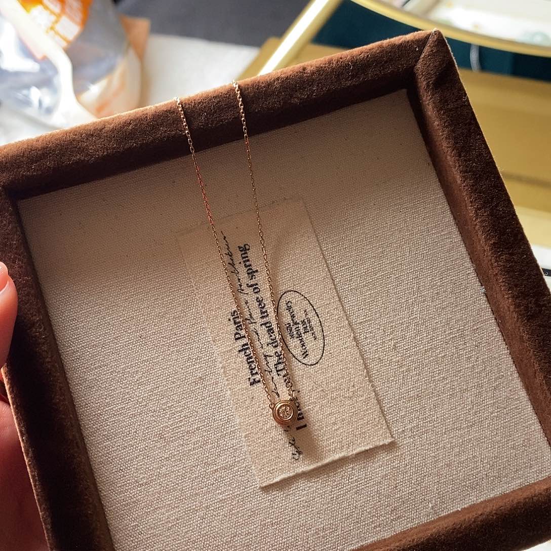 颈饰钻石18K金镶嵌钻石项链mq