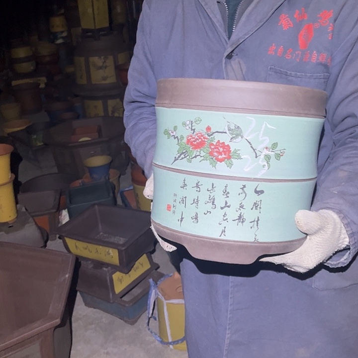 紫砂花盆紫砂花盆也在