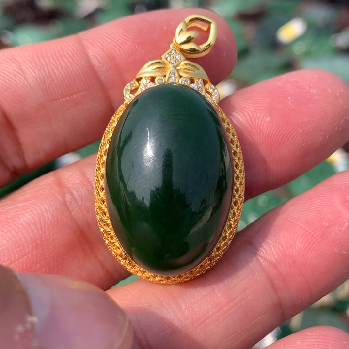 和田玉（碧玉）颈饰未镶嵌3****?