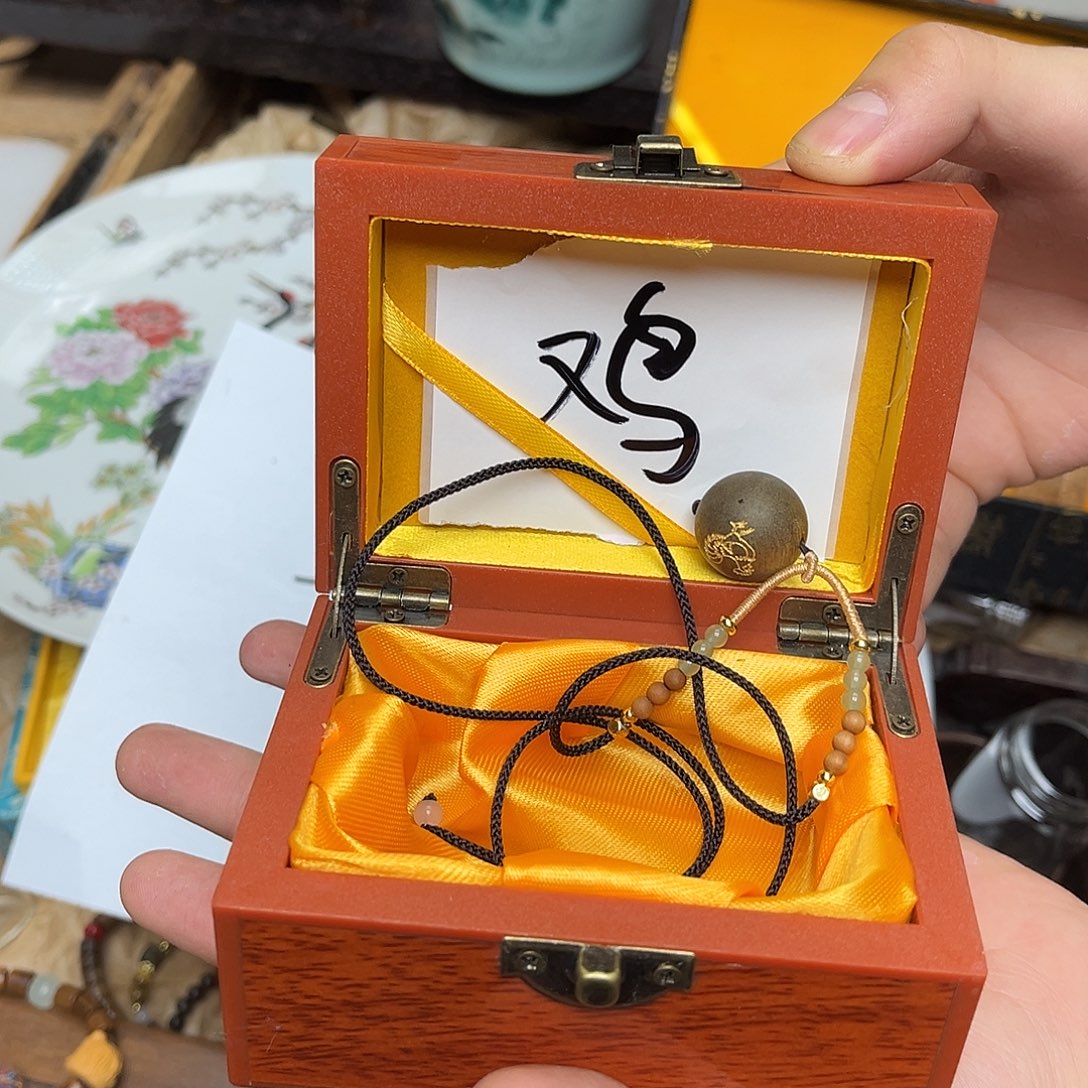 大叶紫檀（黑酸枝木类）