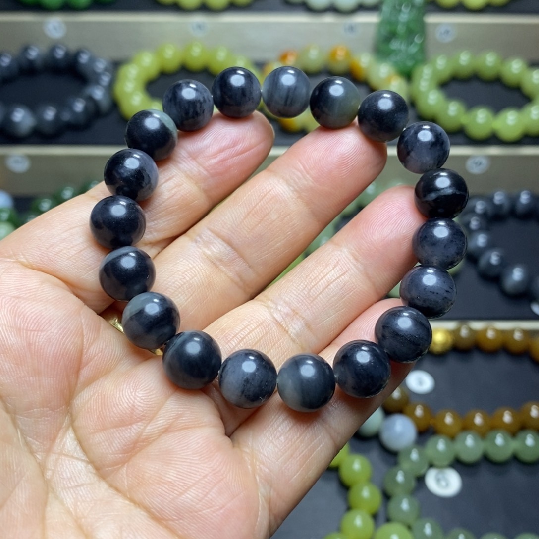 和田玉未镶嵌手串