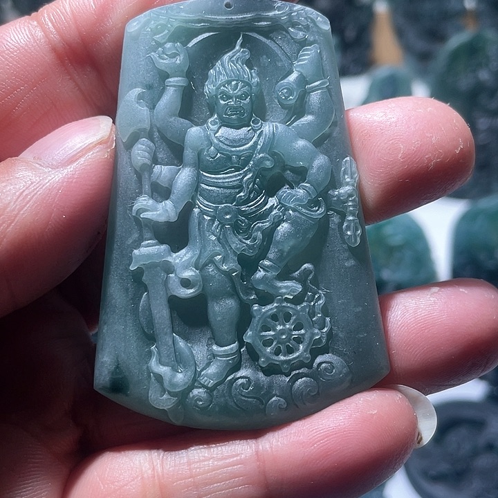 定制翡翠未镶嵌不动