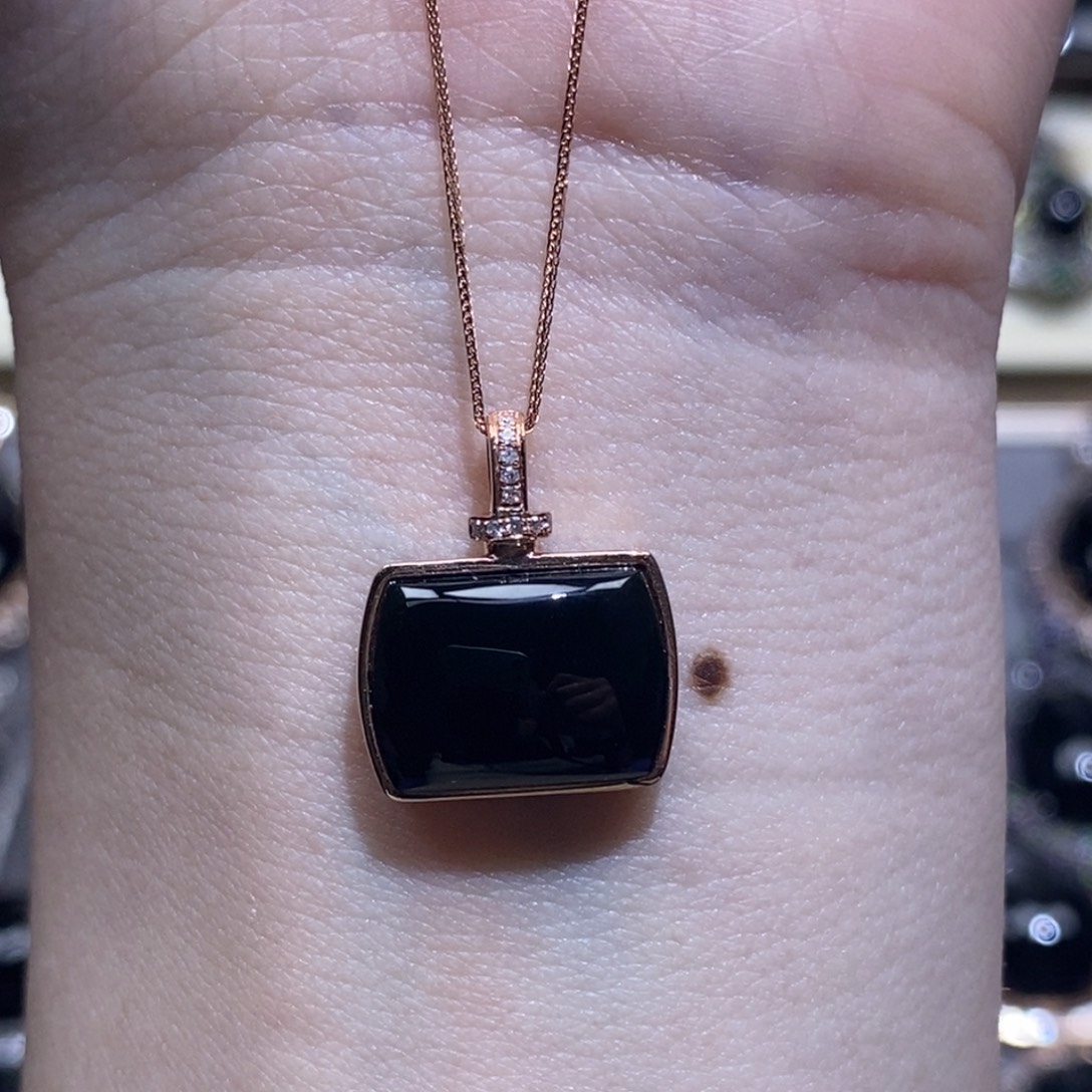 翡翠18K金镶嵌套链