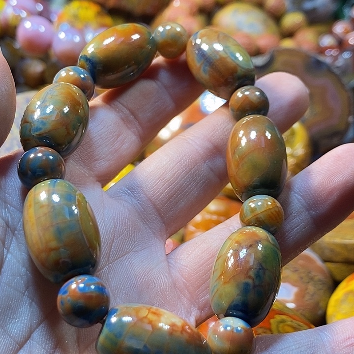 锋***露玛瑙/玉髓未镶嵌手链