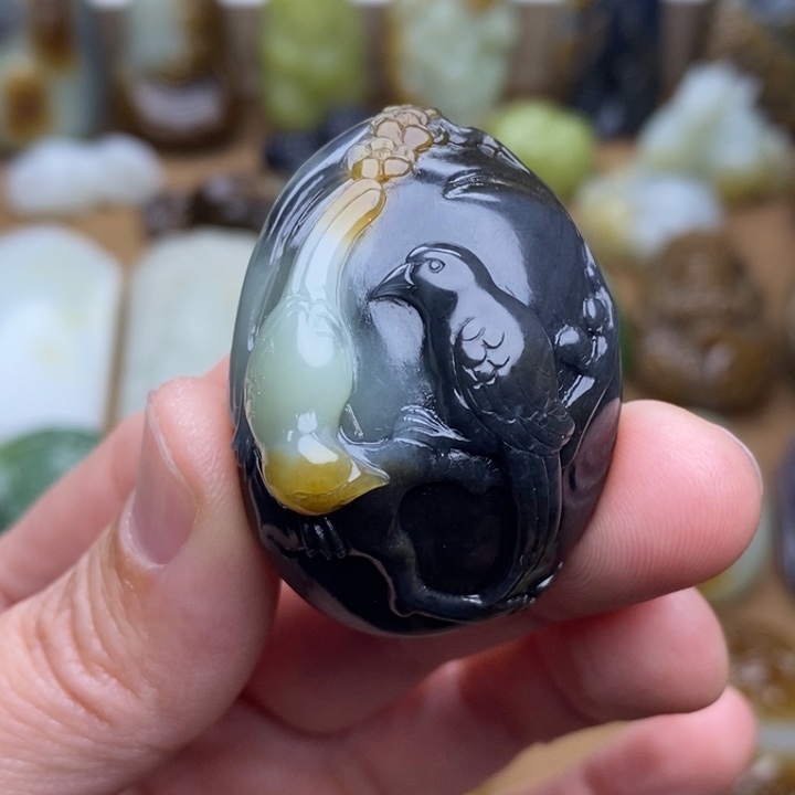 和田玉颈饰未镶嵌井****海