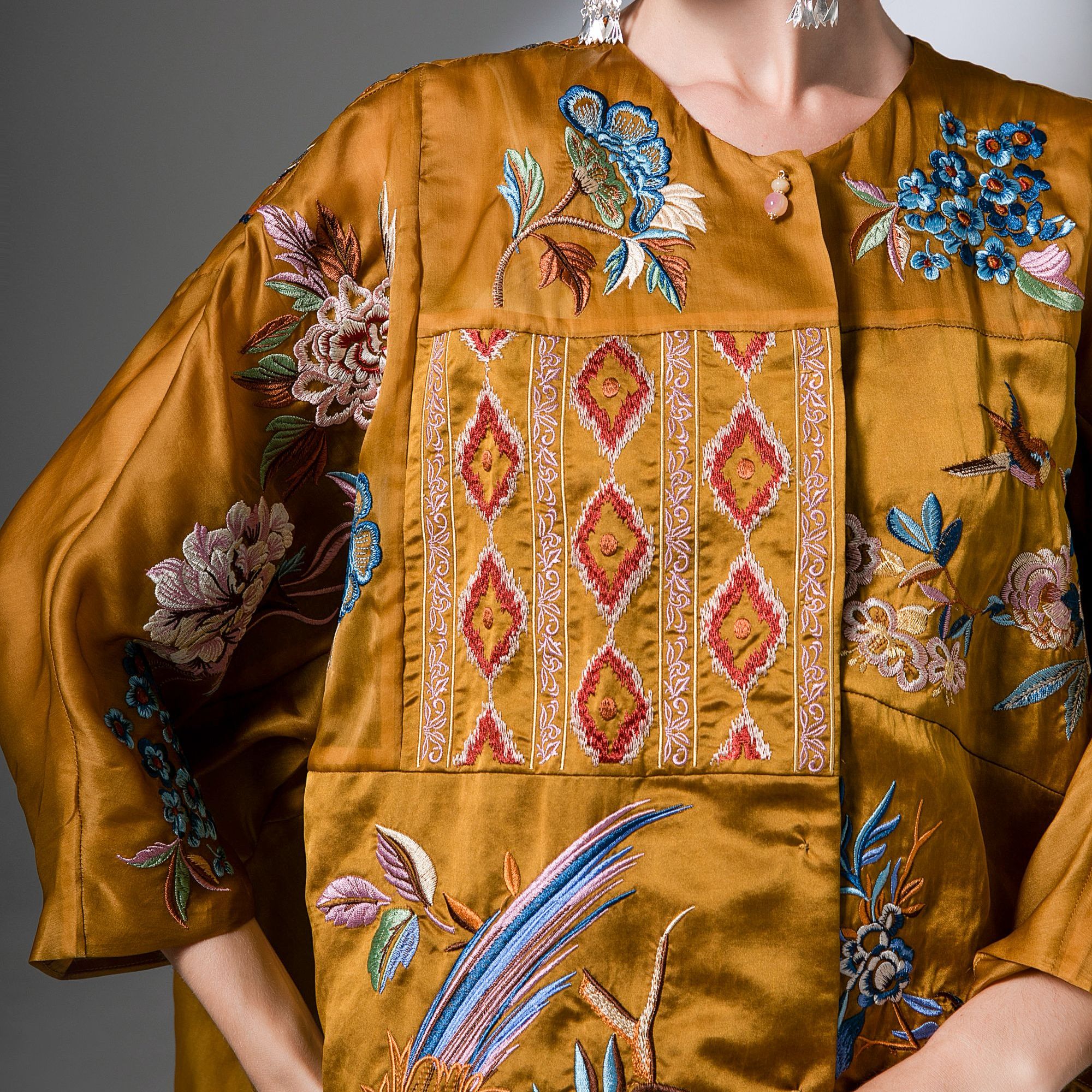 【709-1499】品牌撤柜&新中式设计师时尚女装