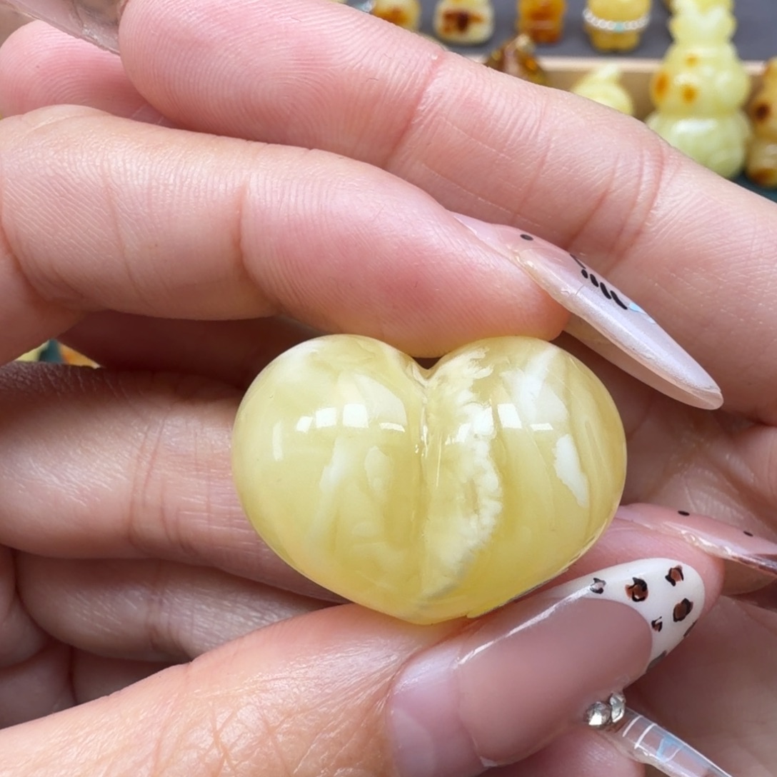 琥珀未镶嵌裸石蜜蜡