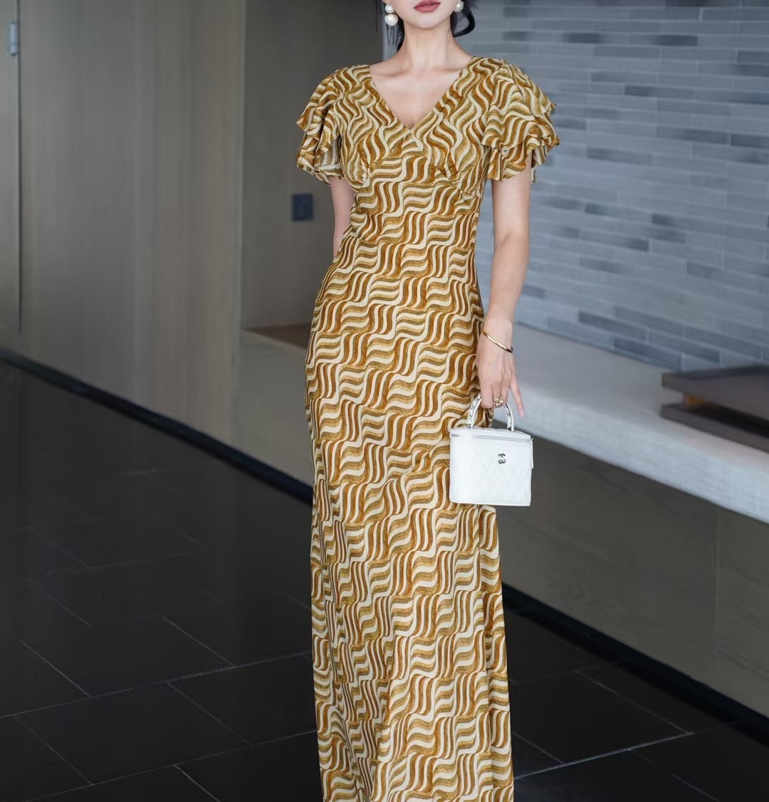 （清货价）清凉夏季新款法式度假舒适修身显瘦印花气质碎花连衣裙