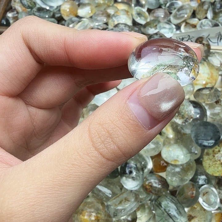 爱***酱珠宝半成品水晶未镶嵌