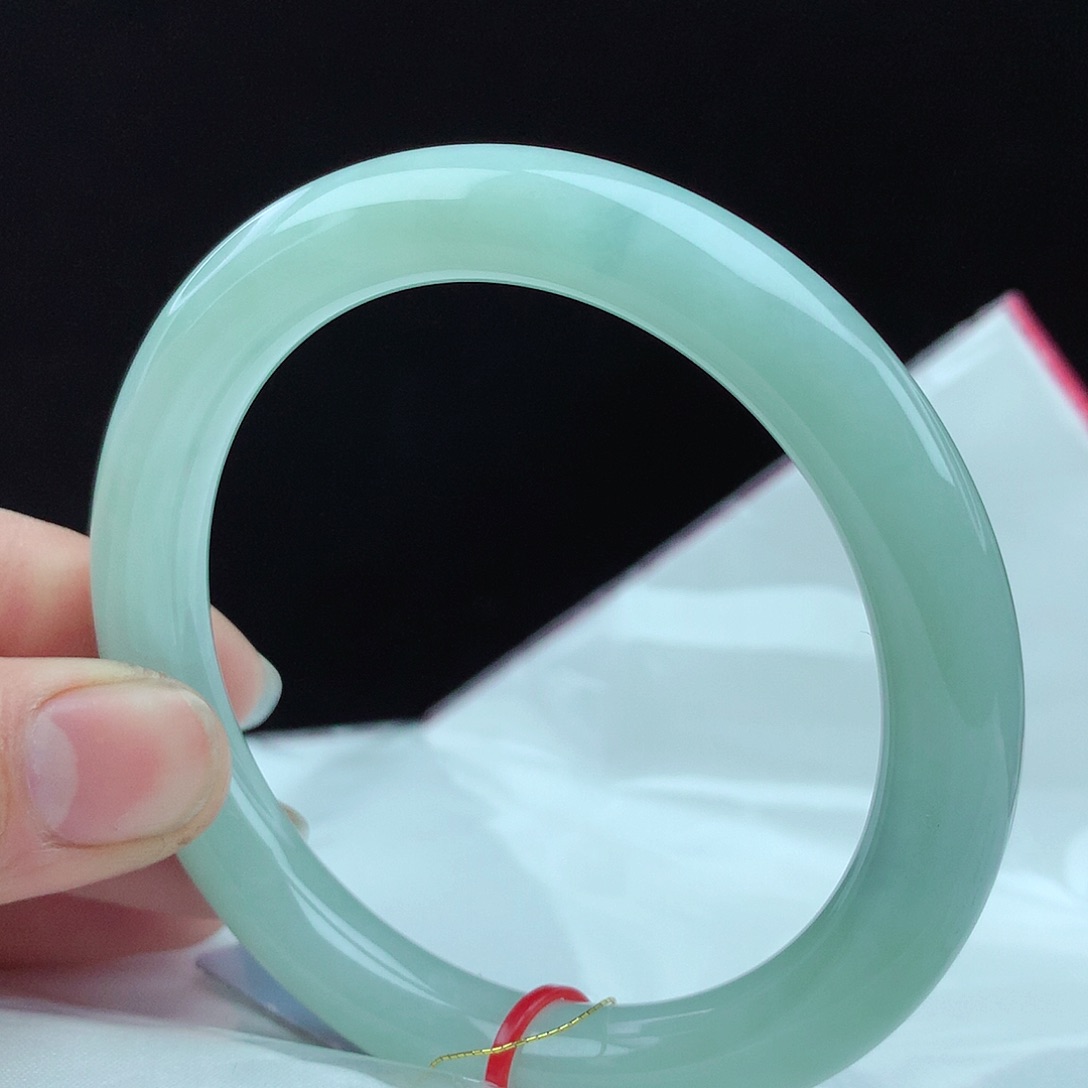 翡翠手镯未镶嵌57圆镯2727