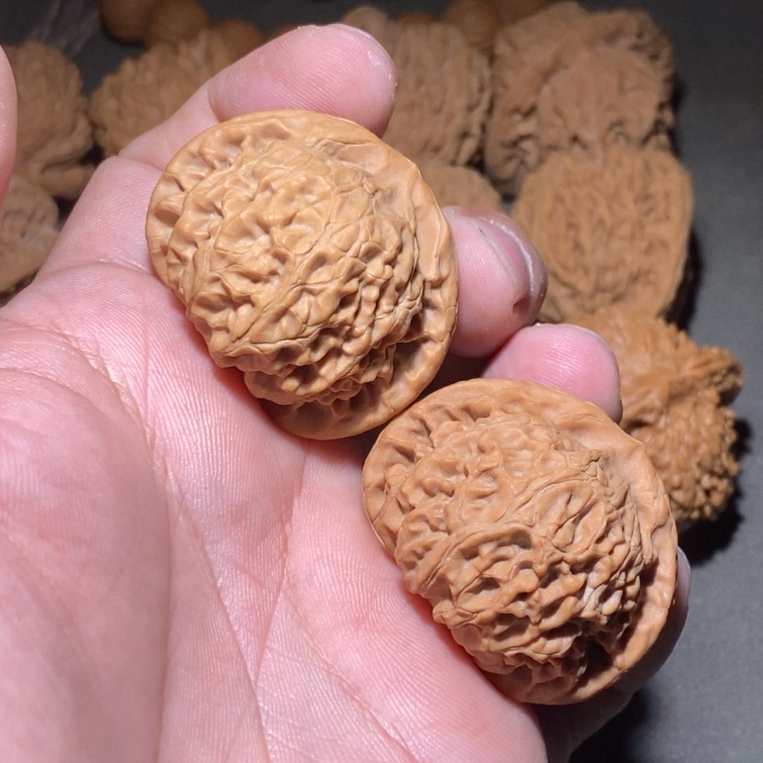 文玩核桃吊坠宫灯