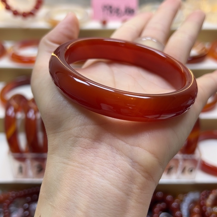 玛瑙/玉髓未镶嵌手镯