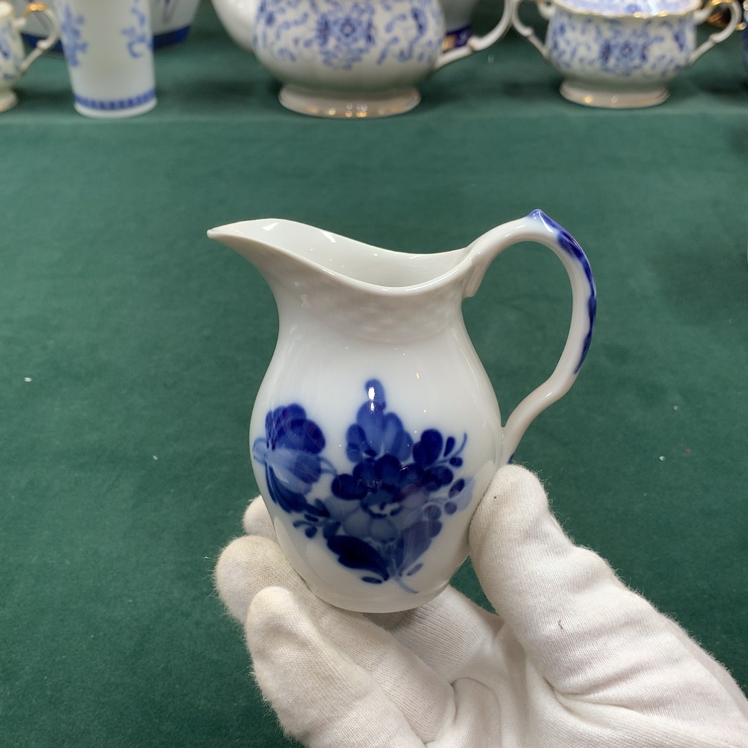 摆件全是大漂亮瓷器啊美美哒