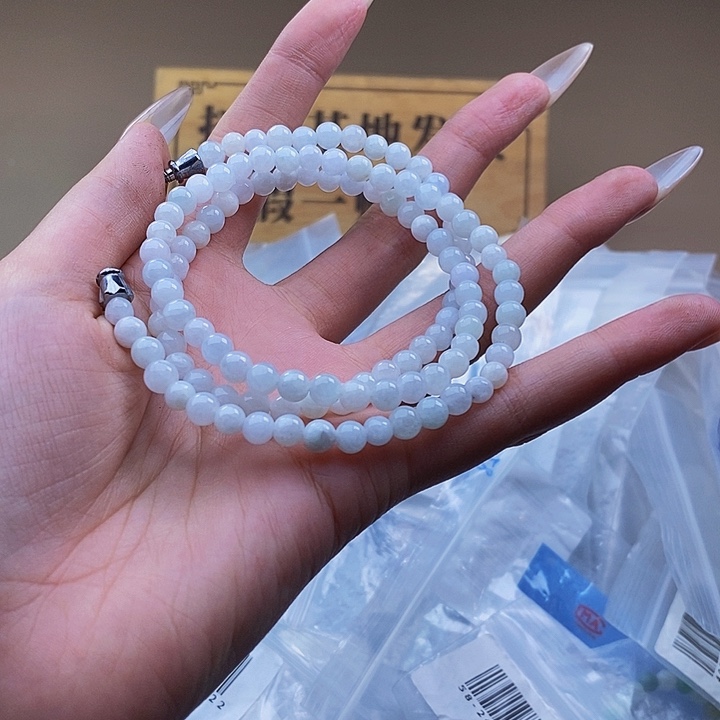 未镶嵌手串翡翠天然