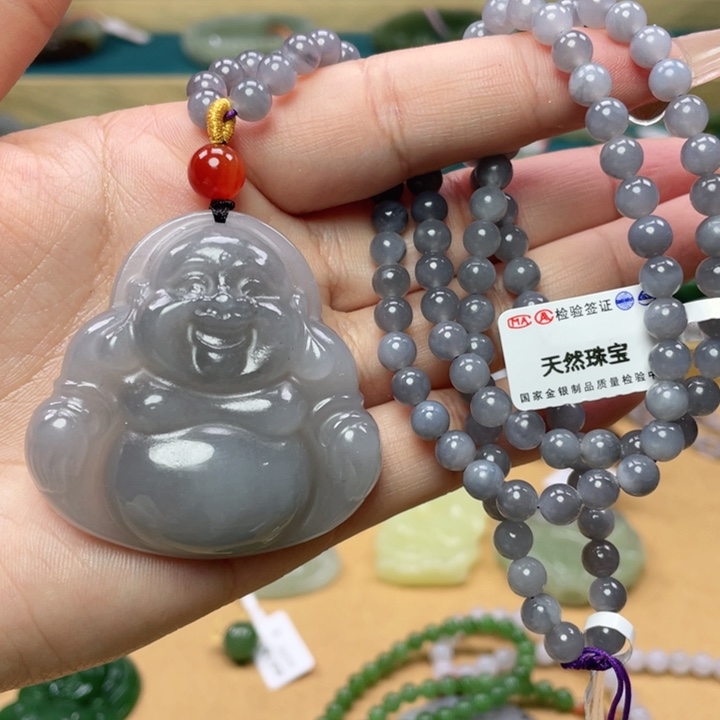 和田玉吊坠62圈口。编号8未镶嵌
