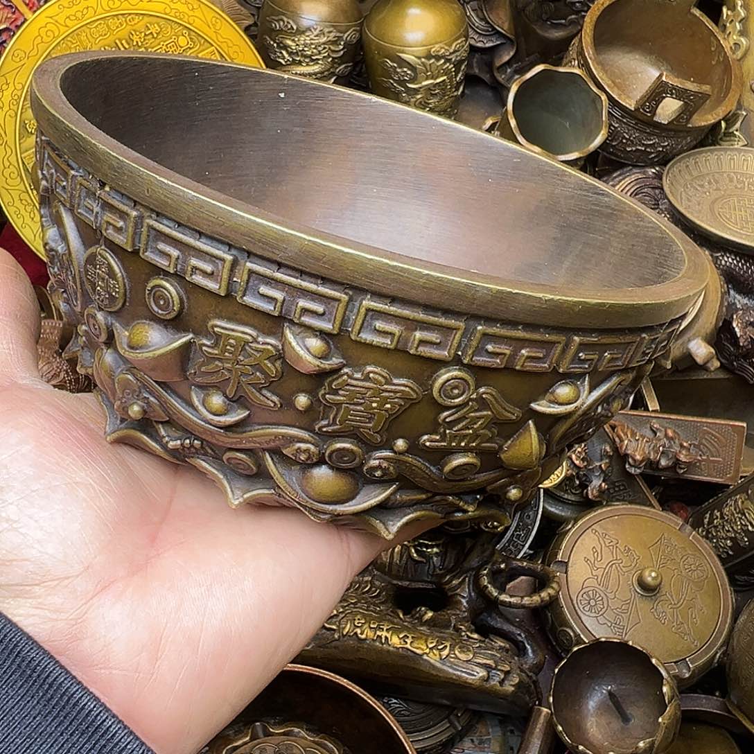 精品铜器，精美文玩