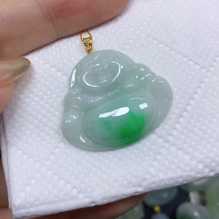 翡翠未镶嵌颈饰挂件