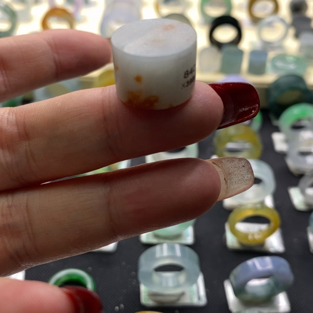 定制翡翠未镶嵌翡翠珠子