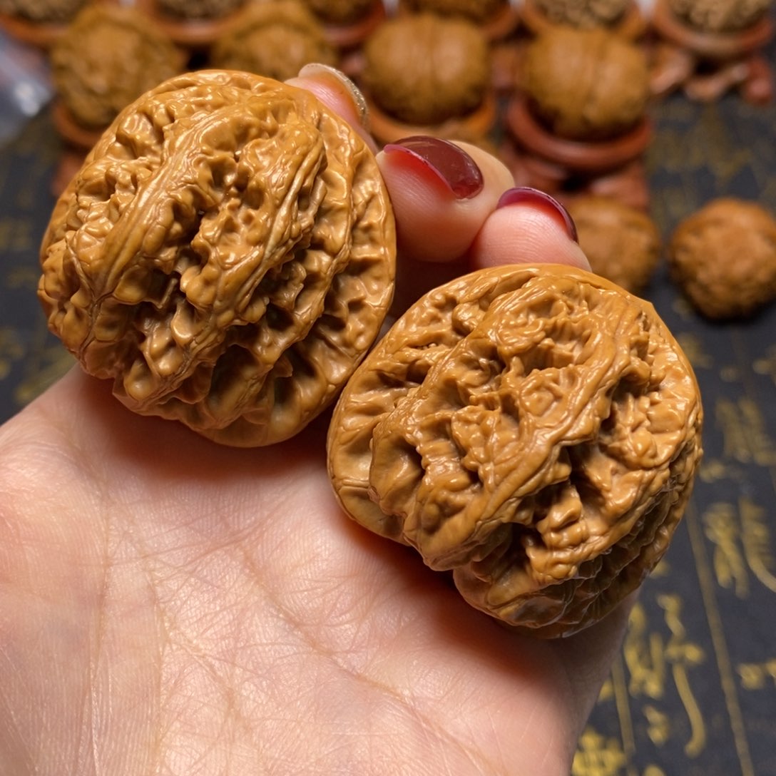 文玩核桃把件粗筋39