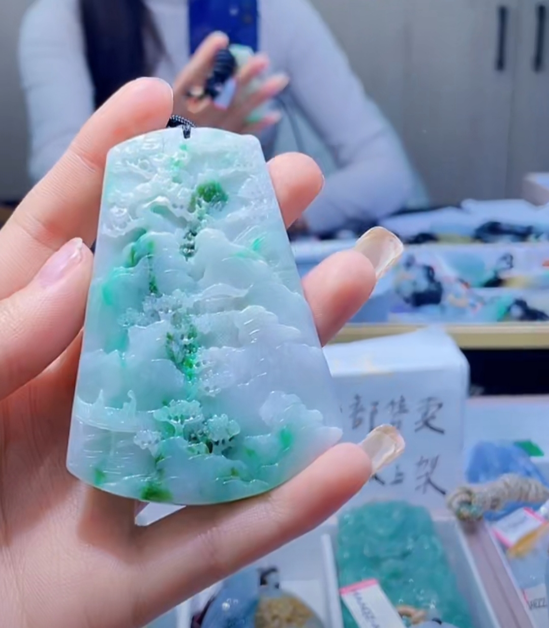 天然缅甸翡翠A货